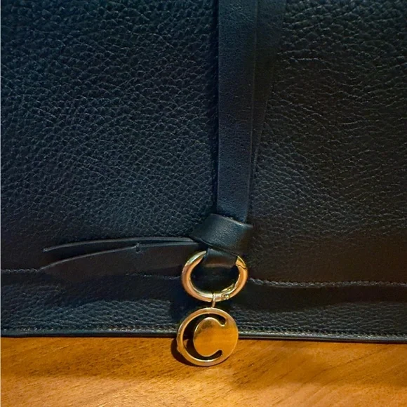 ❌ SOLD ❌ Chloe Alphabet Pebbled Leather Crossbody Bag - Picture 6 of 7